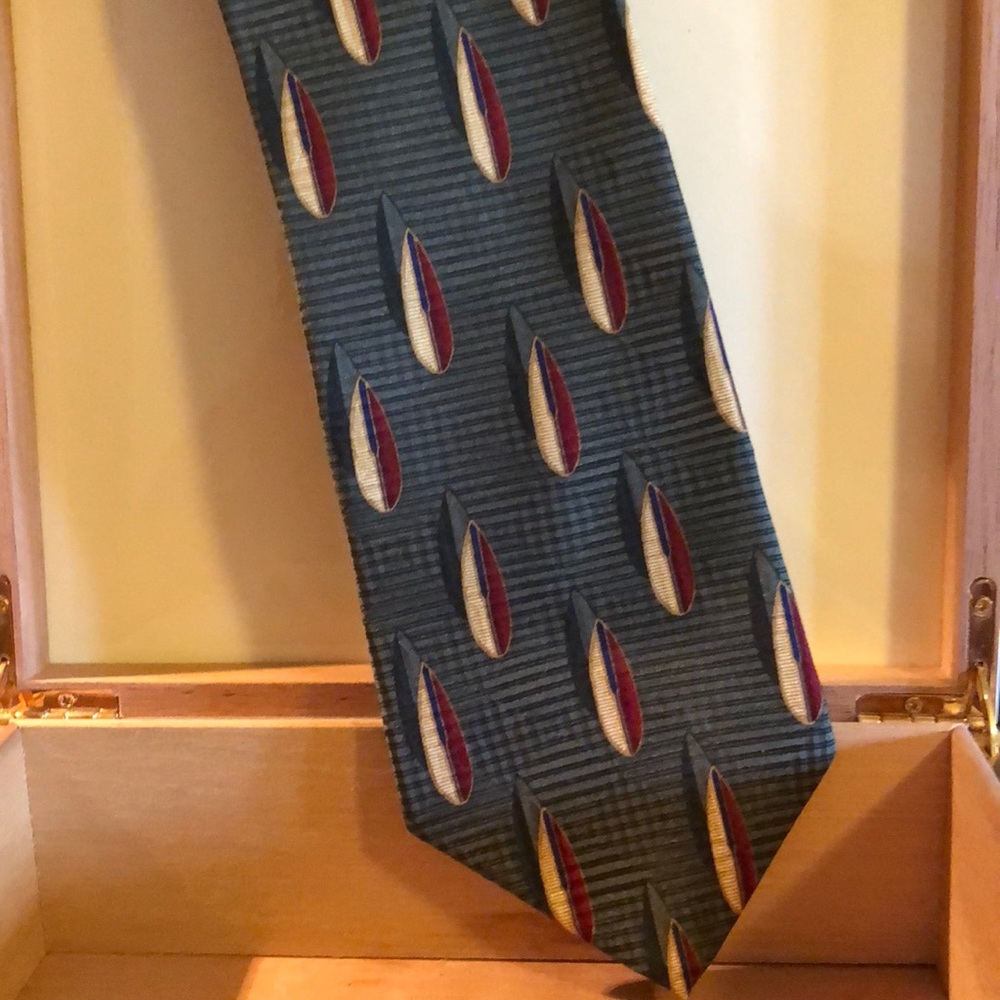 60” BILL BLASS Black Label Tie